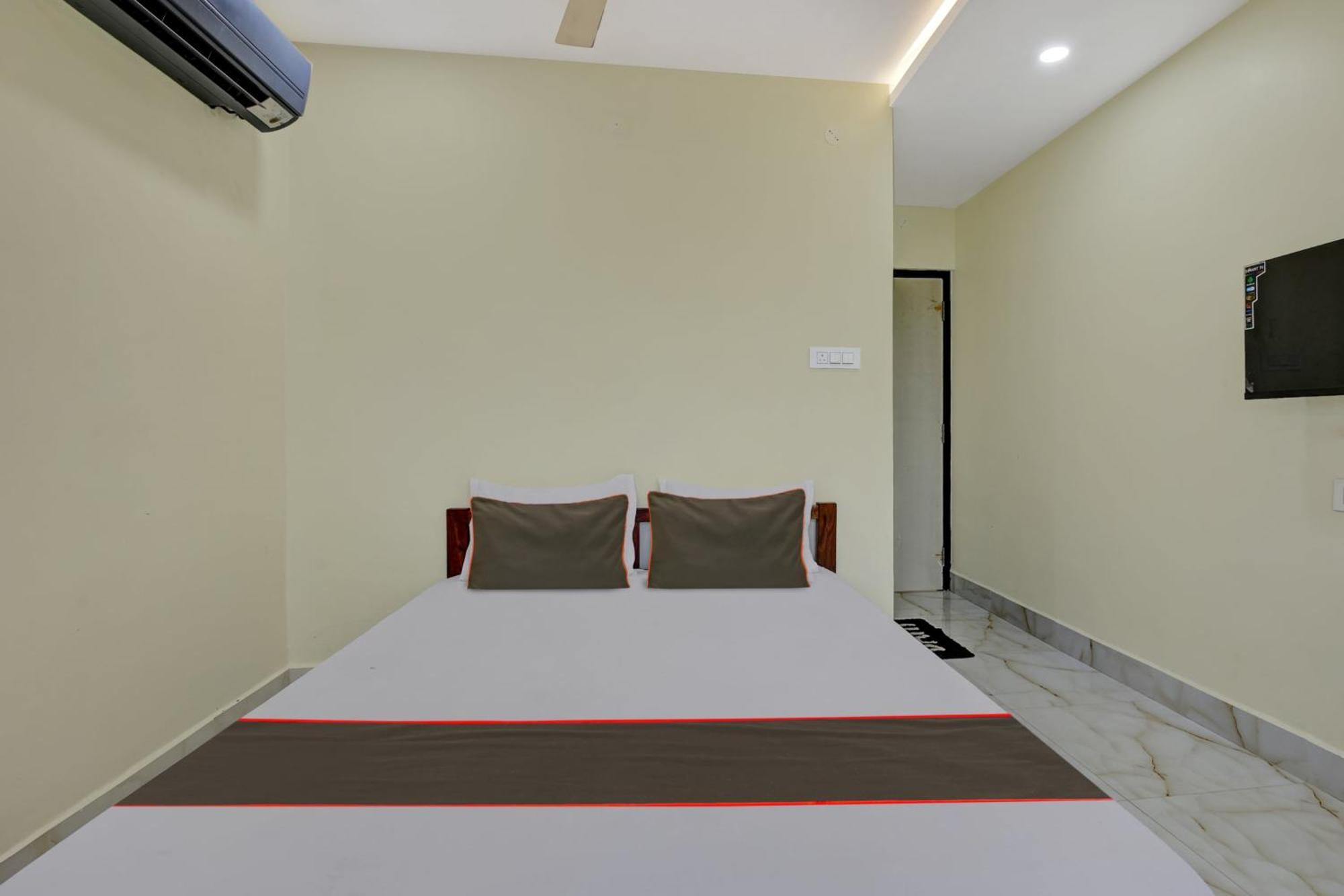 Hotel O Ns Beach Resorts Visákhapatnam Kültér fotó